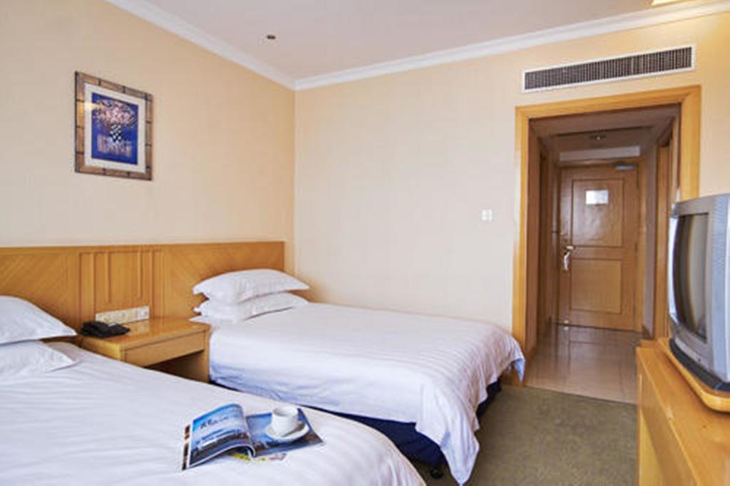 Greentree Inn Shanghai West Huaxia Road Metro Station Express Hotel Xangai Exterior foto