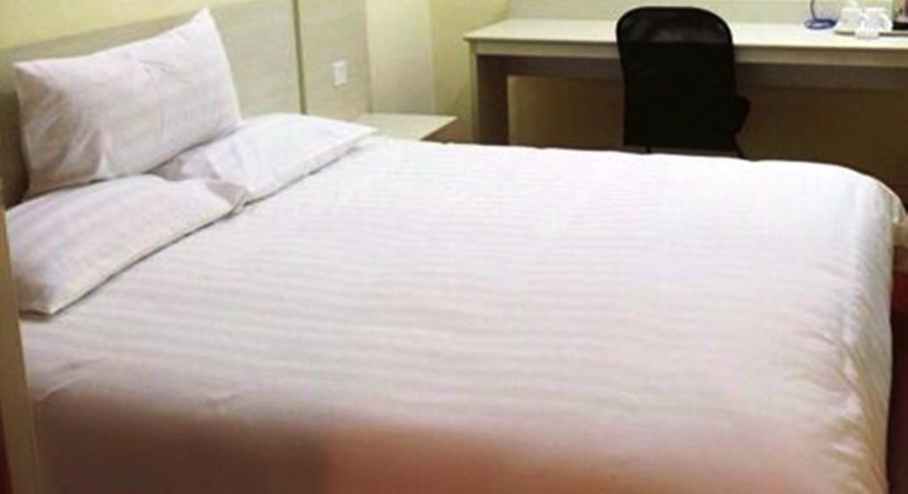 Greentree Inn Shanghai West Huaxia Road Metro Station Express Hotel Xangai Exterior foto